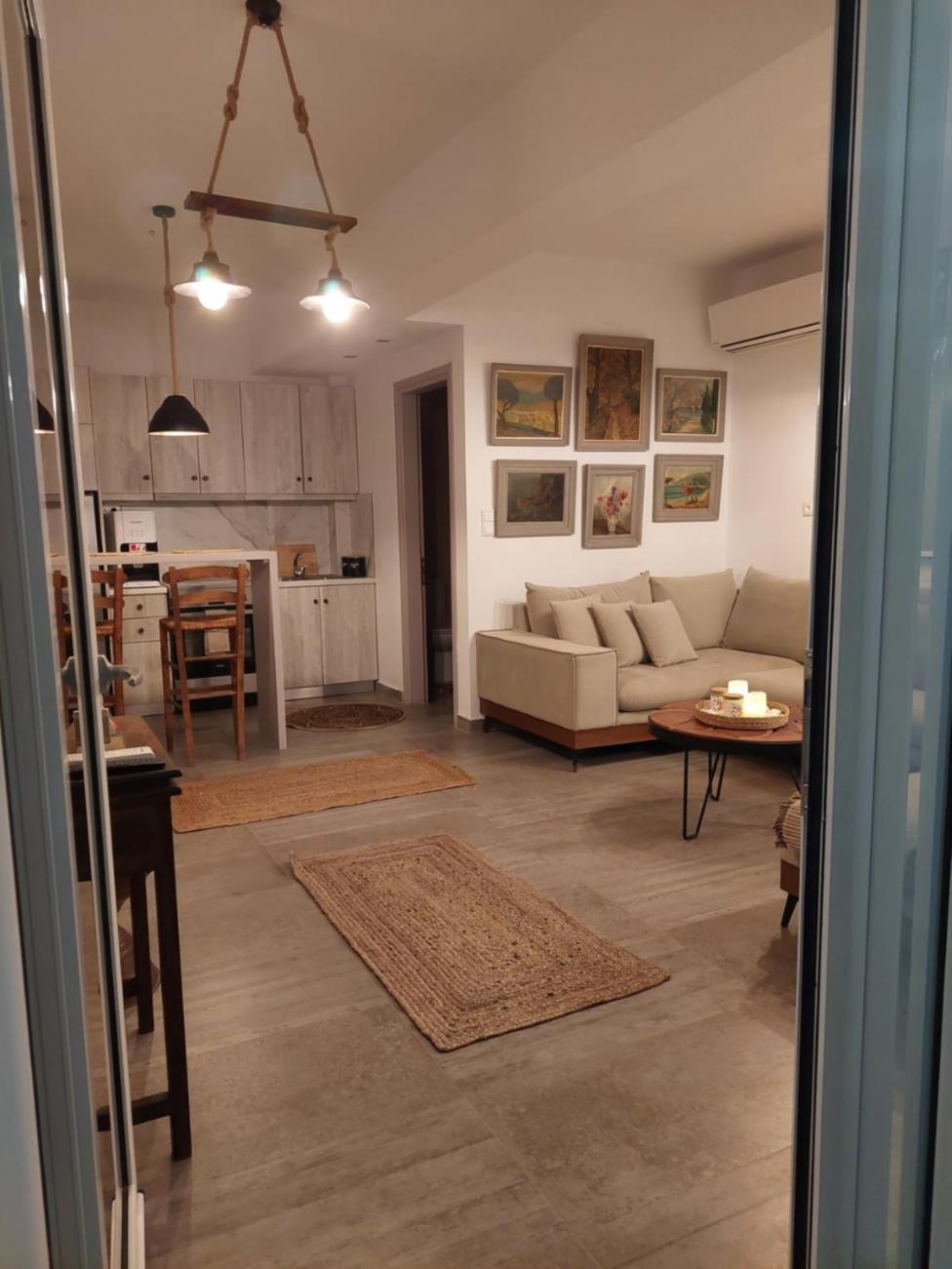 Maya Apartments, Modern And Convenient Apartments With Private Parking Skiathos Town Ngoại thất bức ảnh