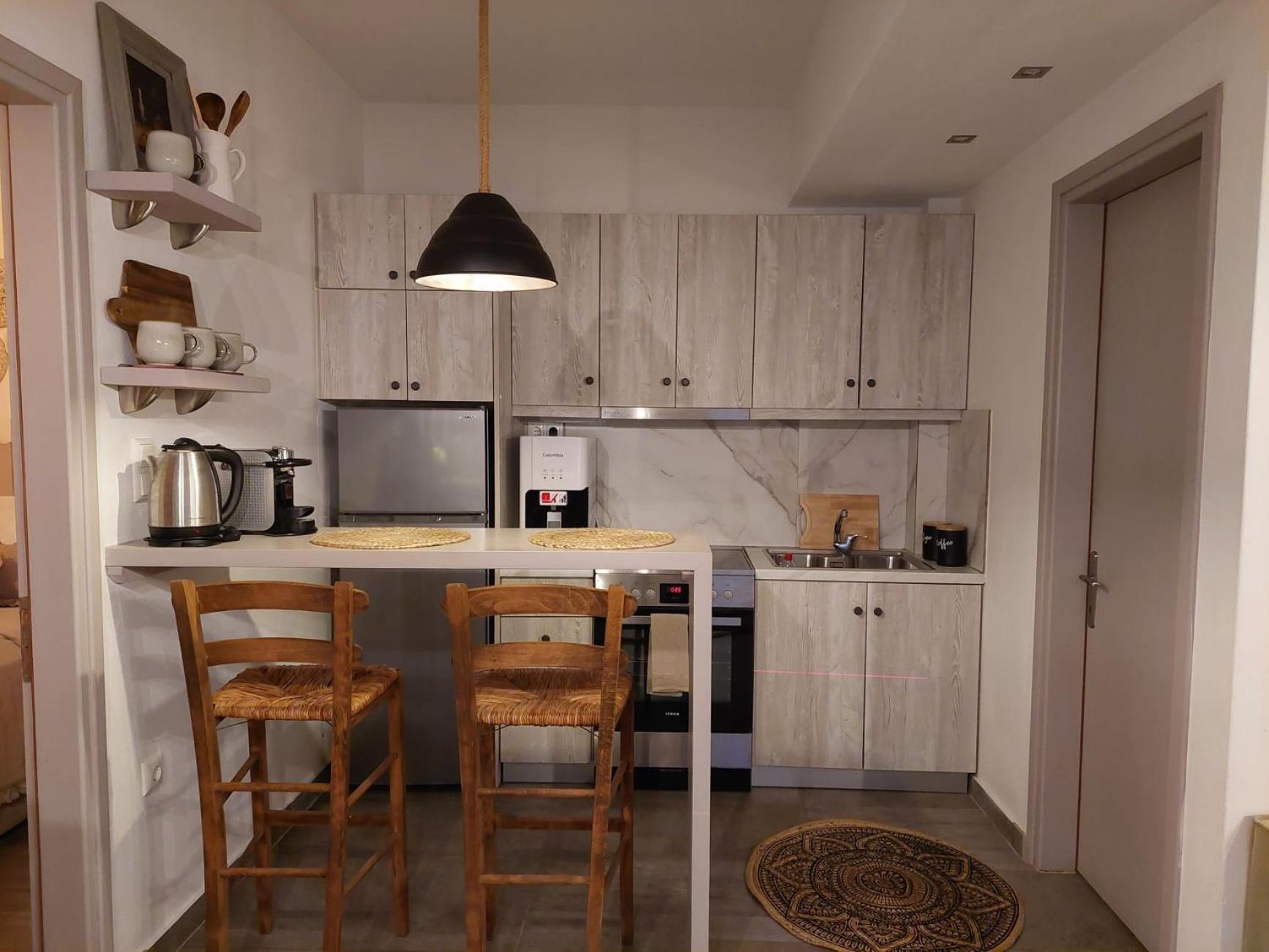 Maya Apartments, Modern And Convenient Apartments With Private Parking Skiathos Town Ngoại thất bức ảnh
