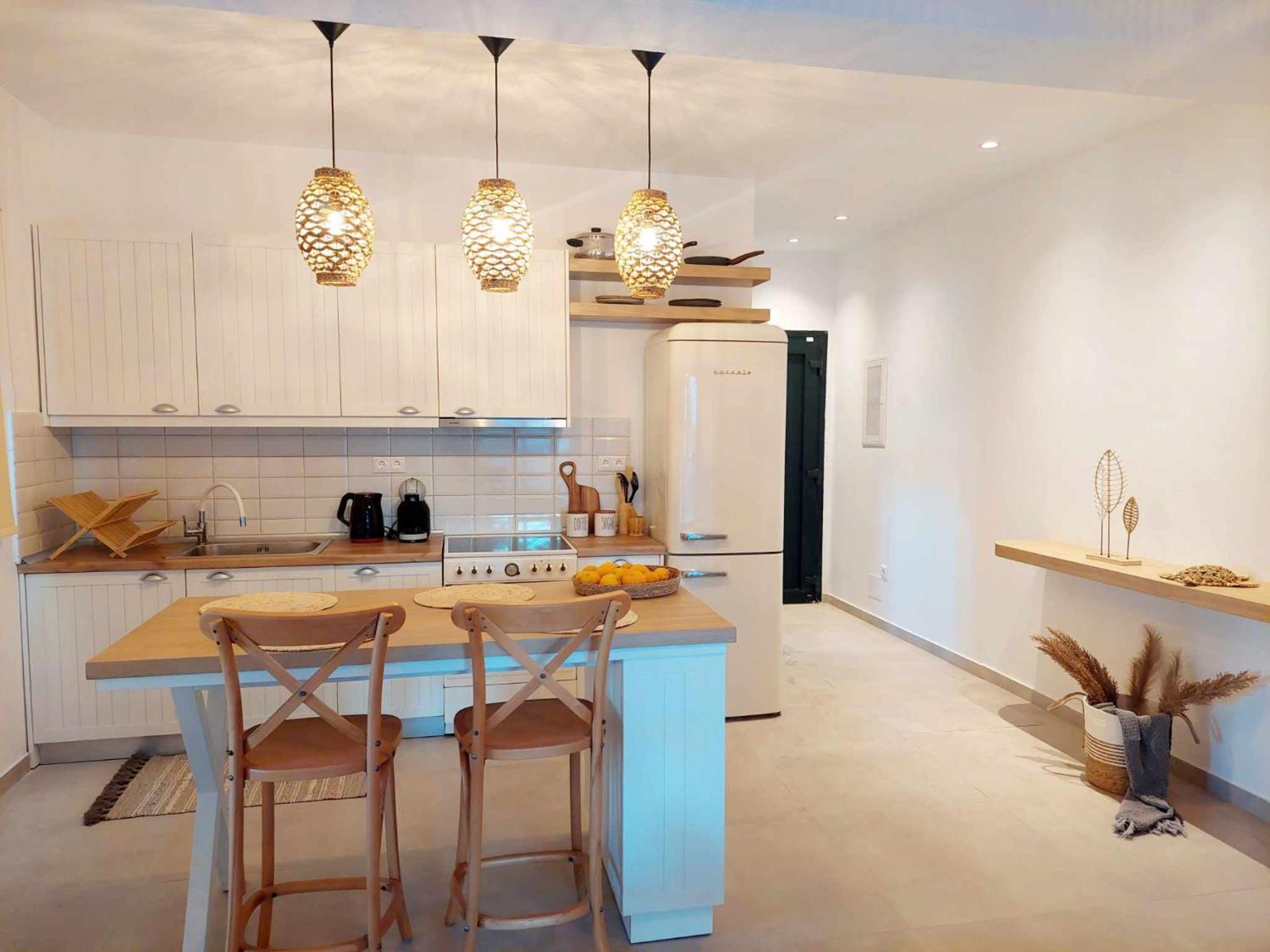 Maya Apartments, Modern And Convenient Apartments With Private Parking Skiathos Town Ngoại thất bức ảnh