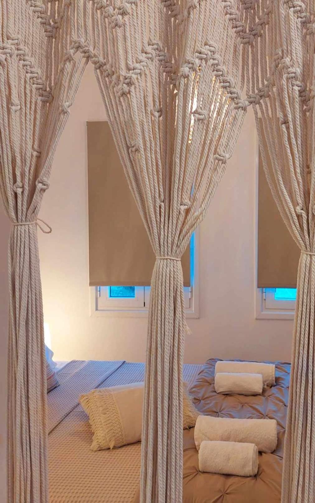 Maya Apartments, Modern And Convenient Apartments With Private Parking Skiathos Town Ngoại thất bức ảnh