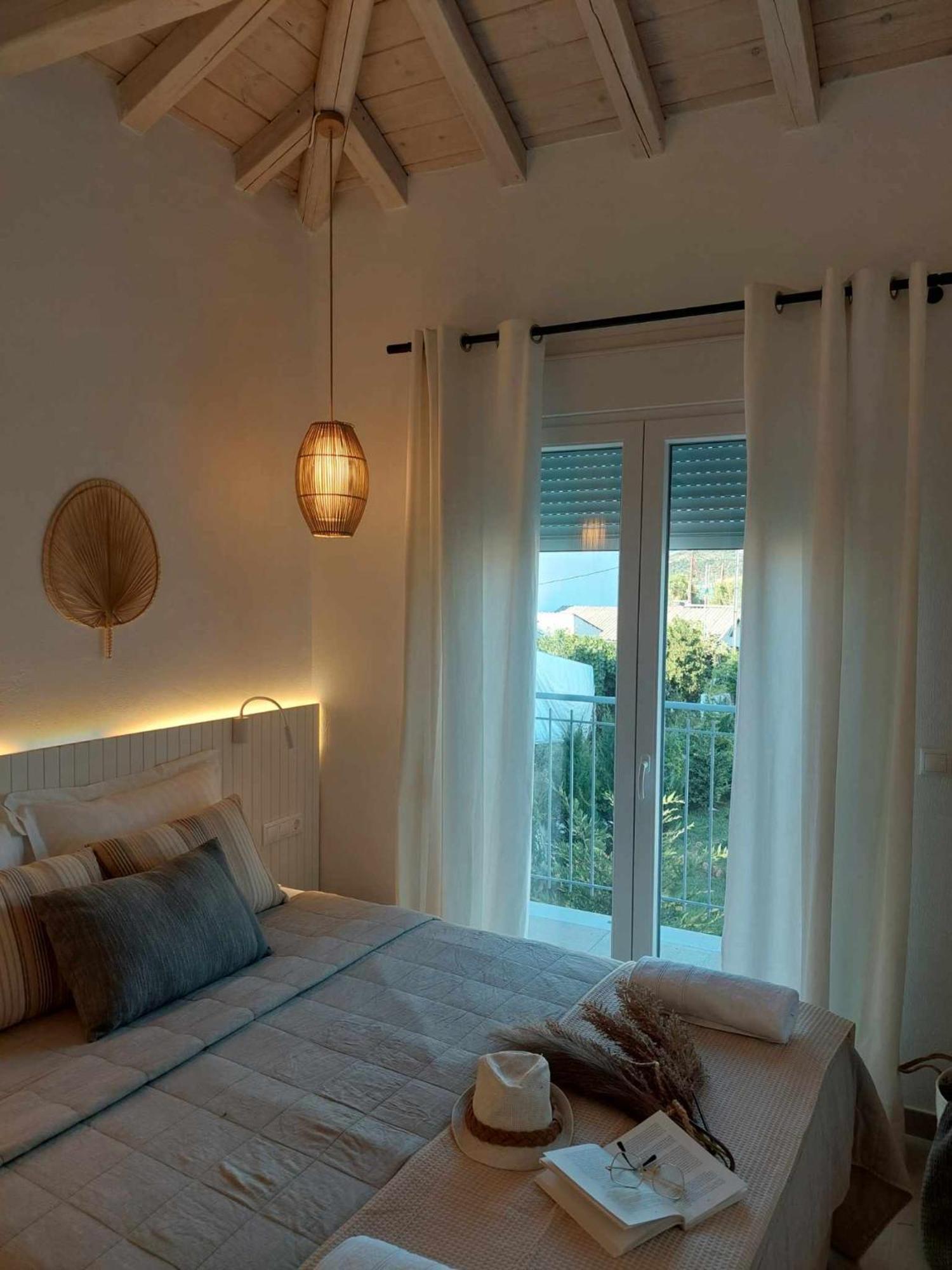 Maya Apartments, Modern And Convenient Apartments With Private Parking Skiathos Town Ngoại thất bức ảnh
