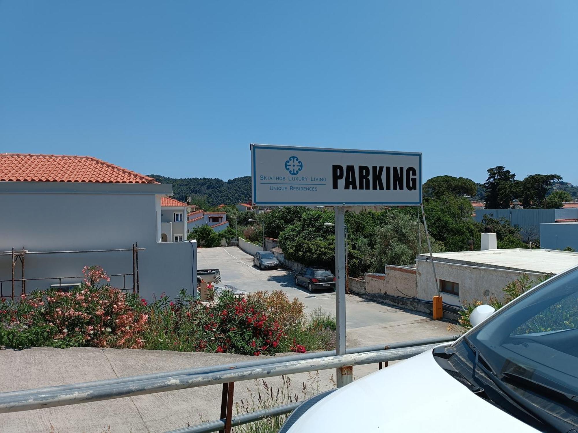Maya Apartments, Modern And Convenient Apartments With Private Parking Skiathos Town Ngoại thất bức ảnh