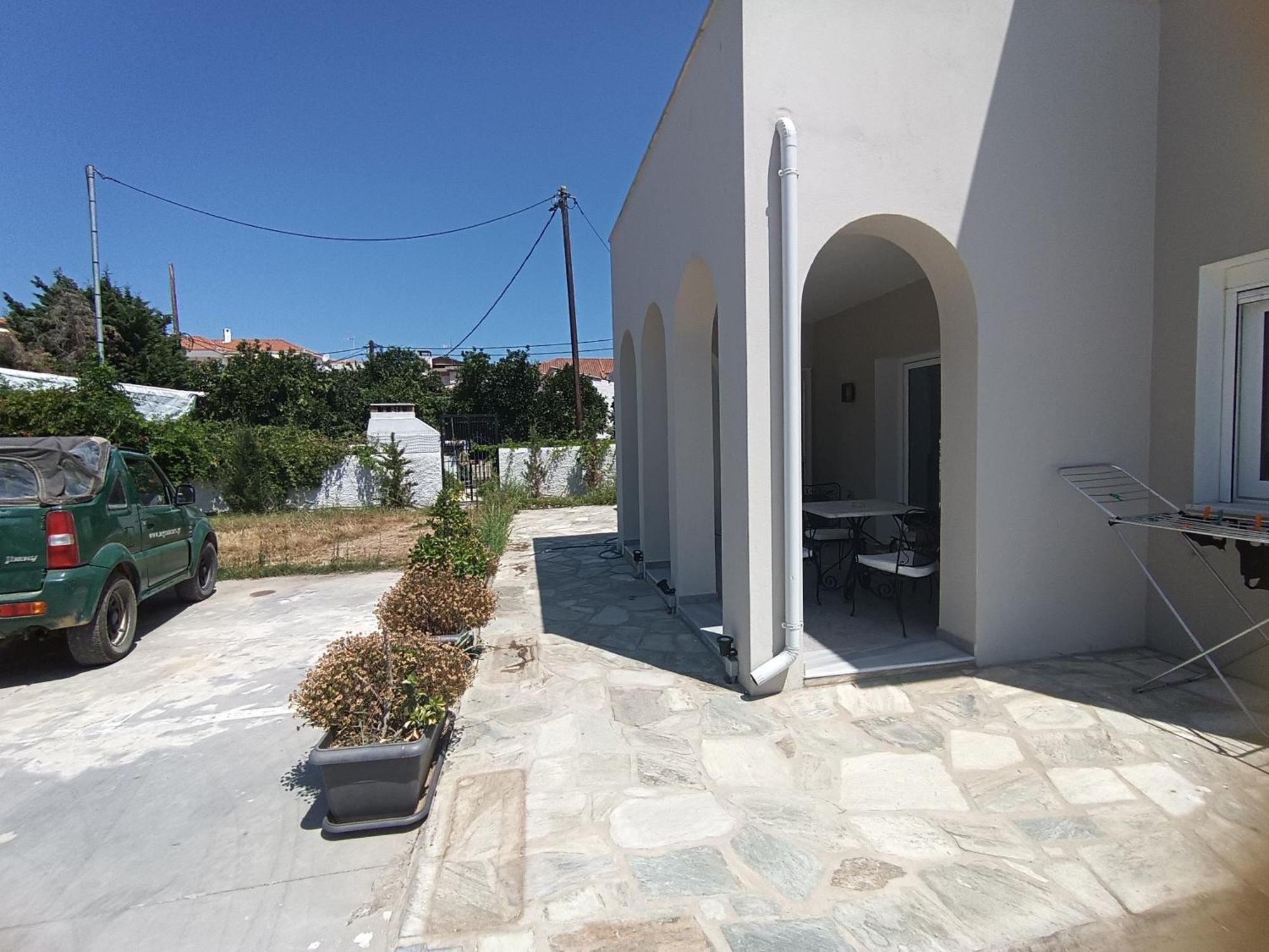 Maya Apartments, Modern And Convenient Apartments With Private Parking Skiathos Town Ngoại thất bức ảnh
